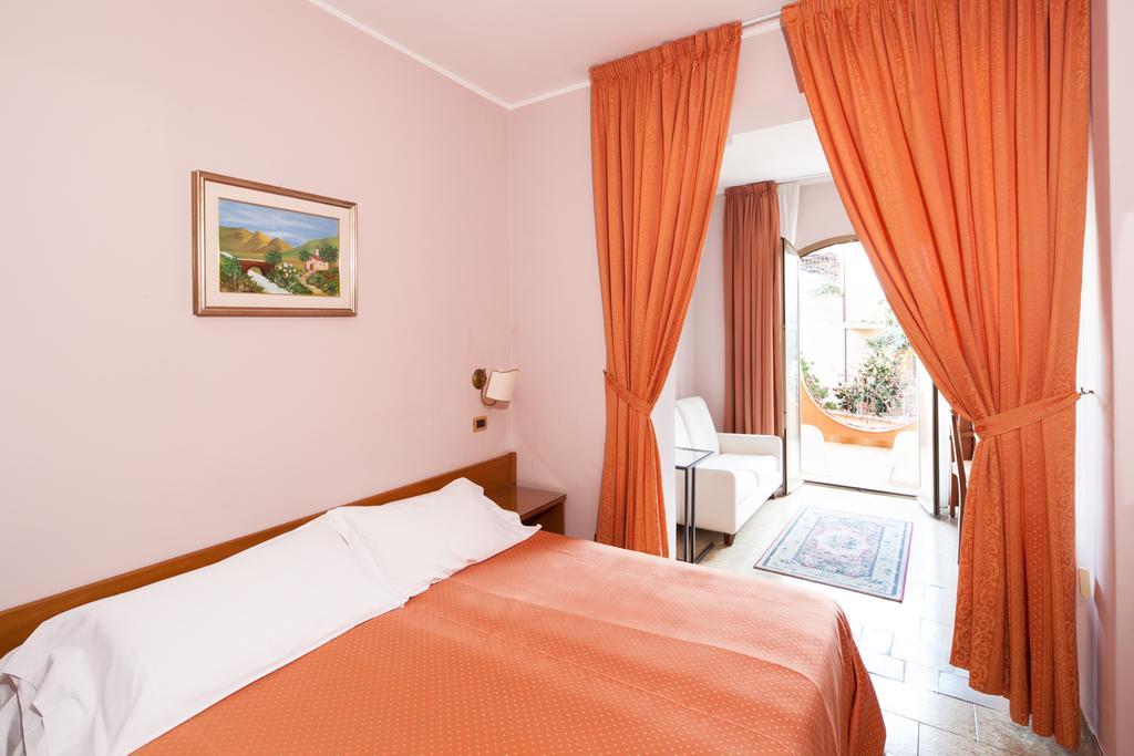 Andromaco Palace Hotel 타오르미나 외부 사진