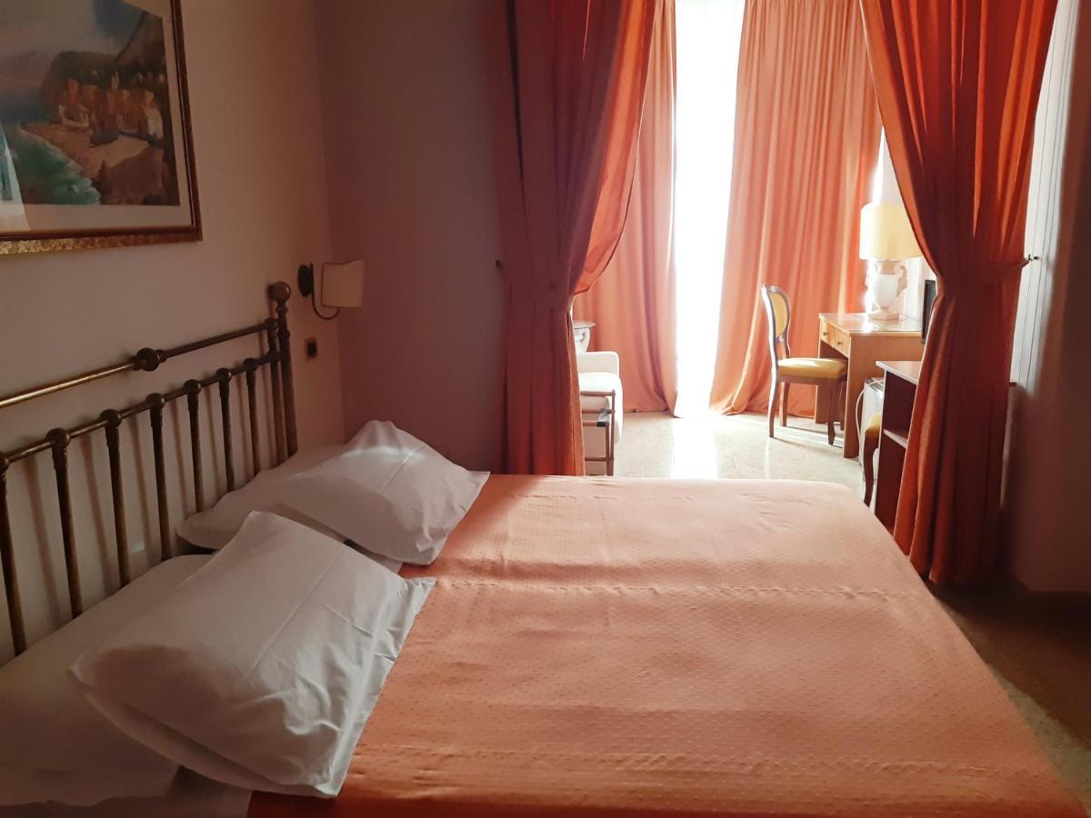 Andromaco Palace Hotel 타오르미나 외부 사진